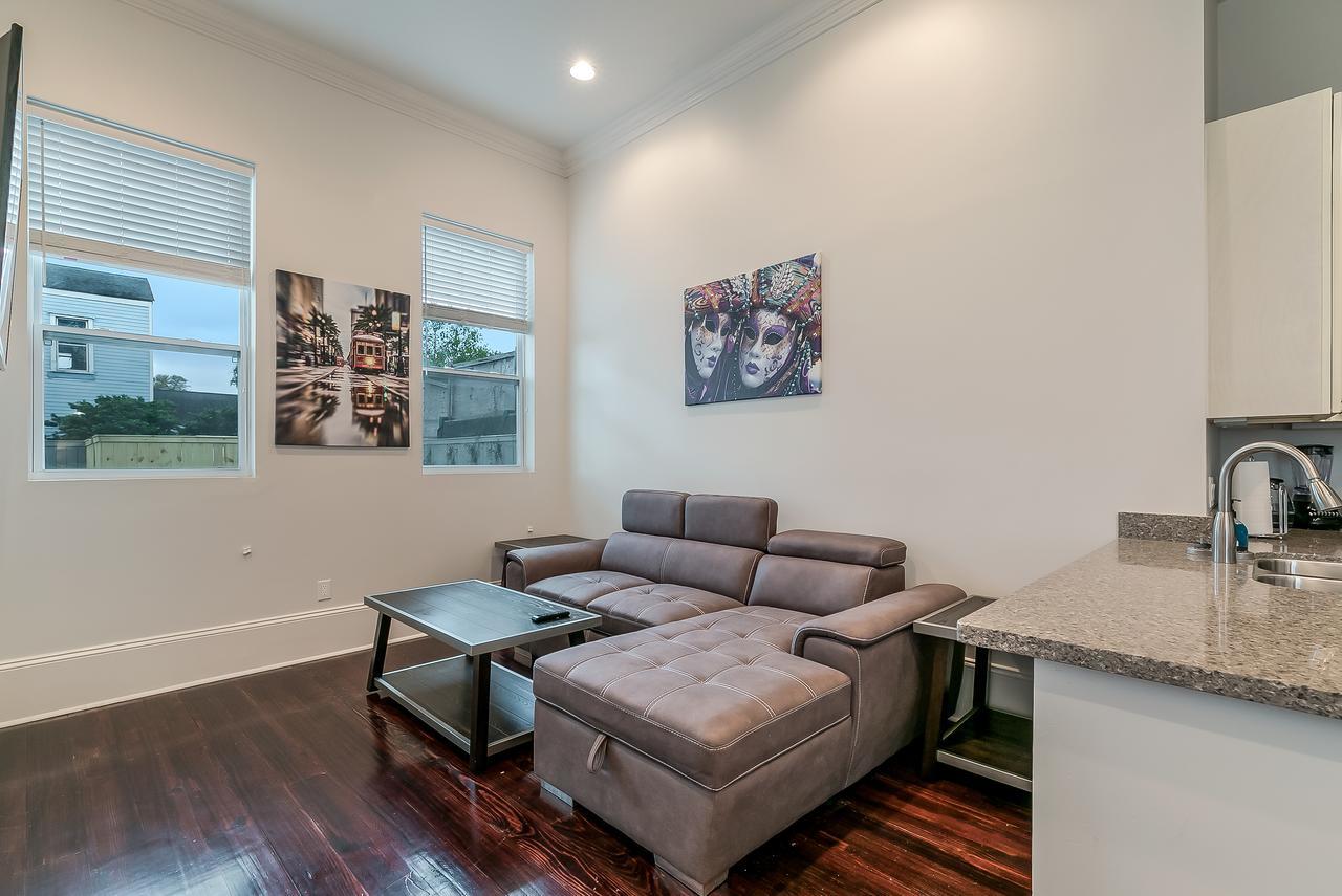 Modern 2Br On Carondelet By Hosteeva Apartment New Orleans Exterior photo